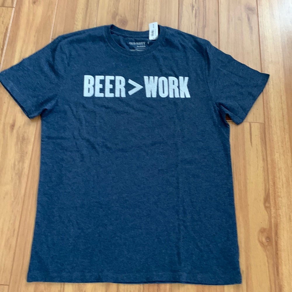 Old Navy Beer > Greater than Work Tee Shirt Medium Med M top OldNavy New